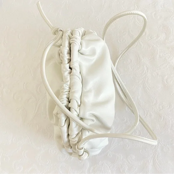 Mansur Gavriel white mini Cloud leather clutch bag - Picture 12 of 16